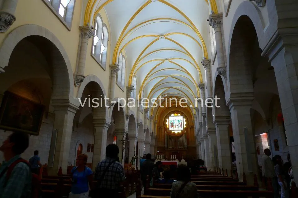ベツレヘム 聖カテリーナ教会の内部