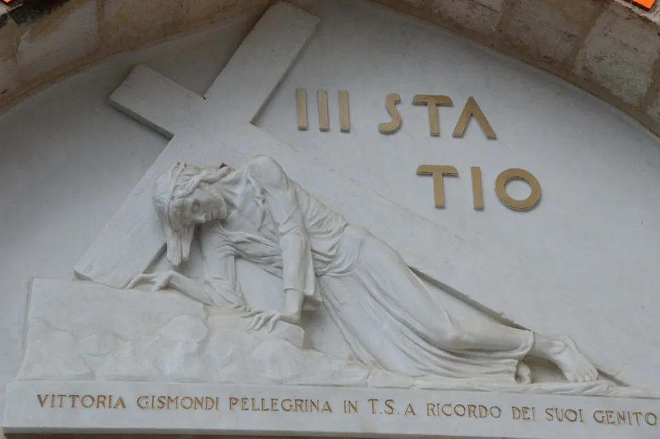 エルサレム ヴィア・ドロローサの第3留